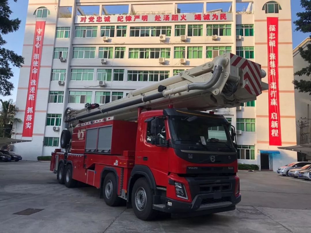 发生火灾以后汕尾消防车水枪可喷射至72米高