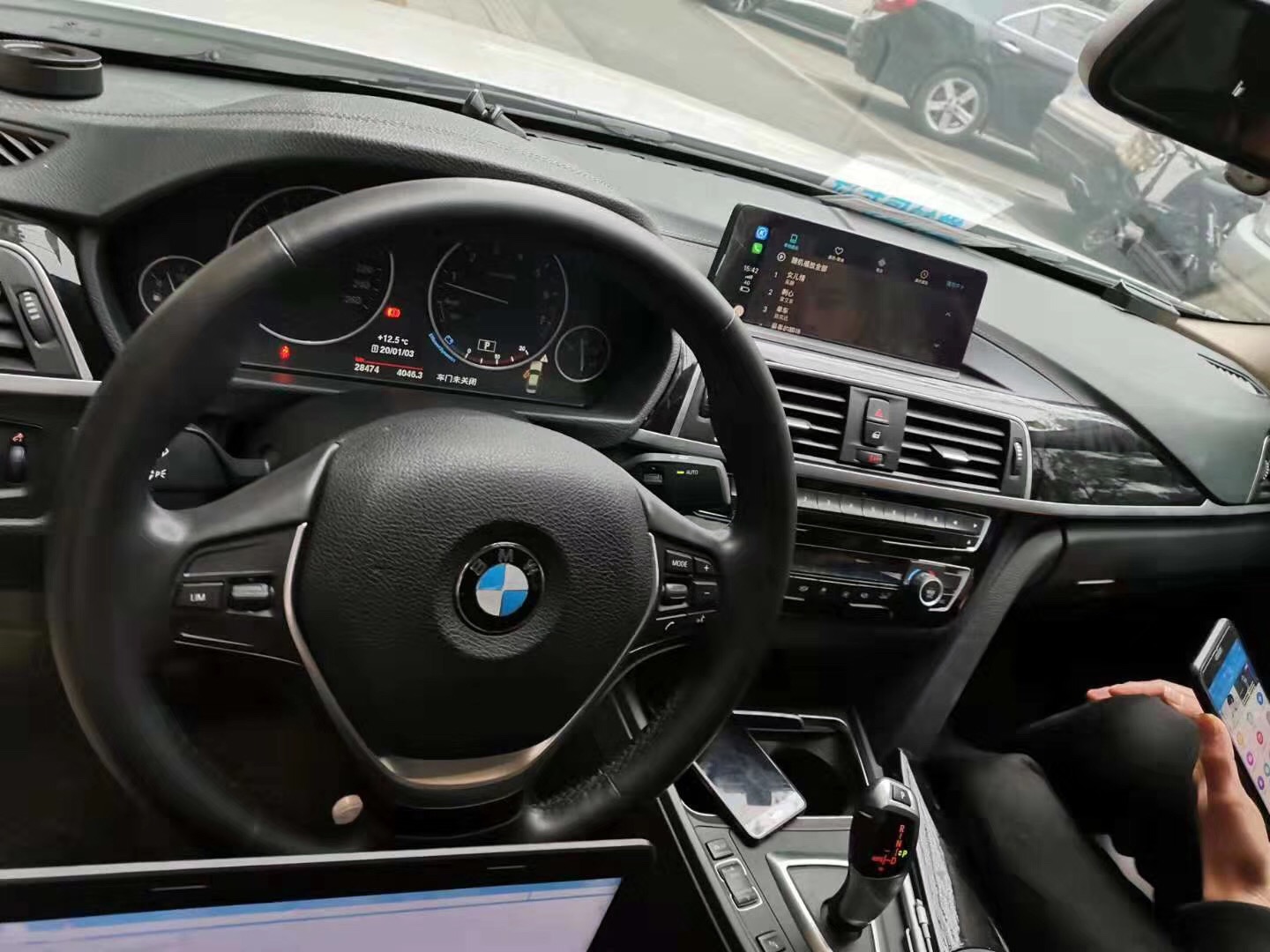 宝马3系全屏carplay_搜狐汽车_搜狐网