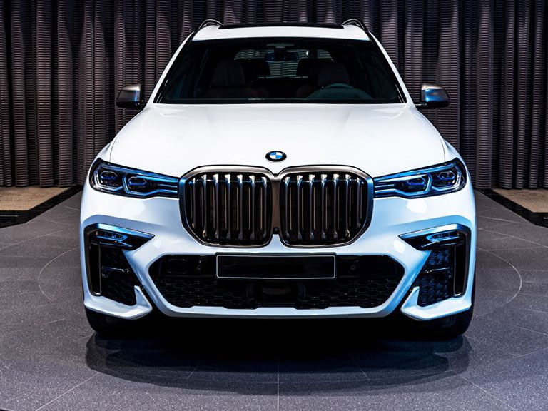 宝马x7 m50i美国售价近10万美元,而国内售价达160多万元_搜狐汽车