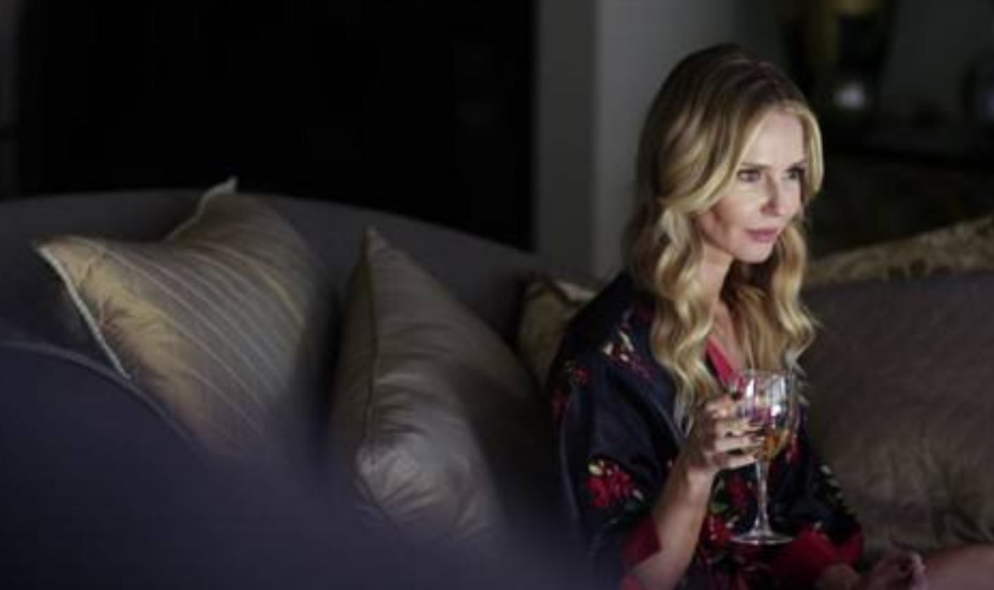 孙素贞是一个女道士,是一贯道第十八代祖师张天然的第三位夫人.