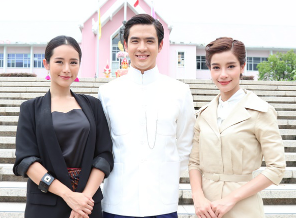 宛如我心老版由num和nat主演,当时取得了超级高的收视率.