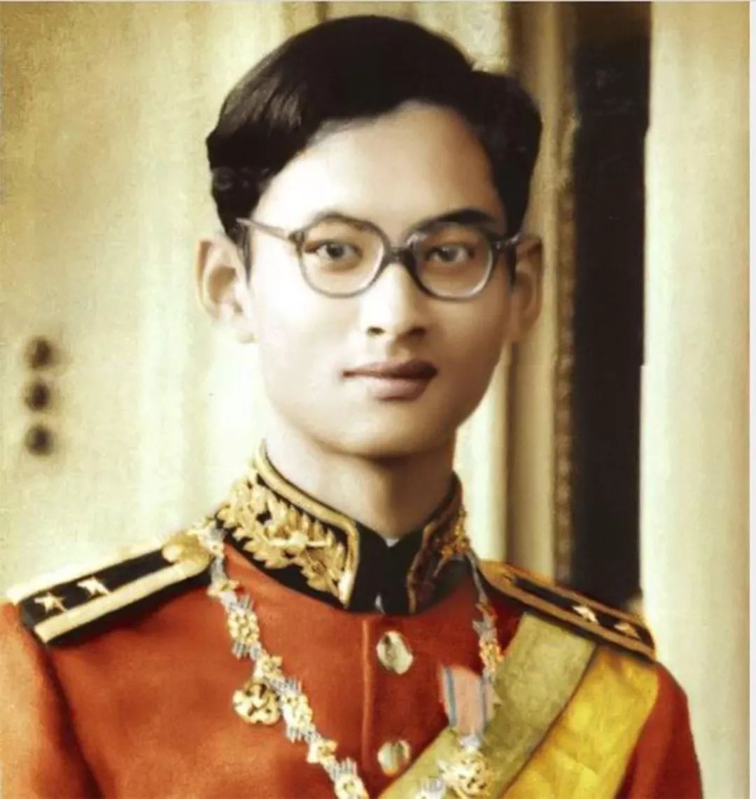 泰国九世国王公主图片