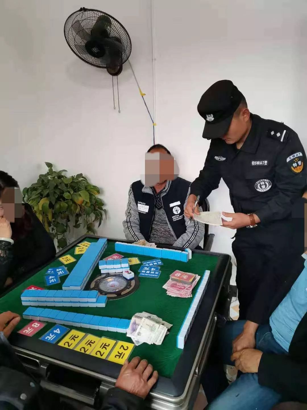 大姚丨聚众赌博警方查获16人