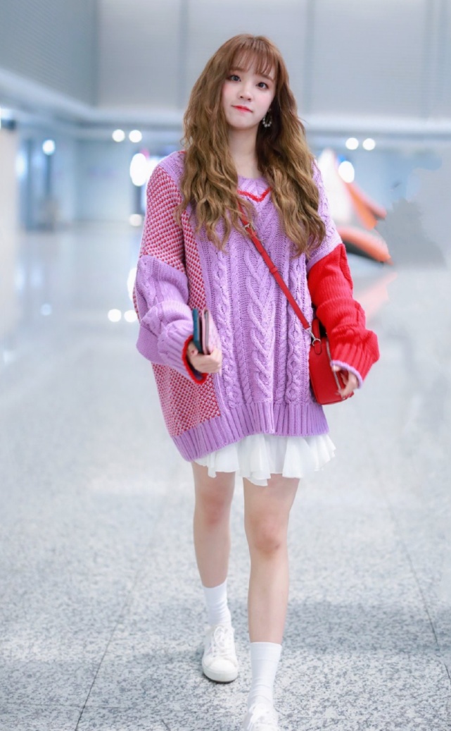 宋雨琦到底瘦了多少斤?曾因粗腿上热搜的她,如今有了"电棒腿"