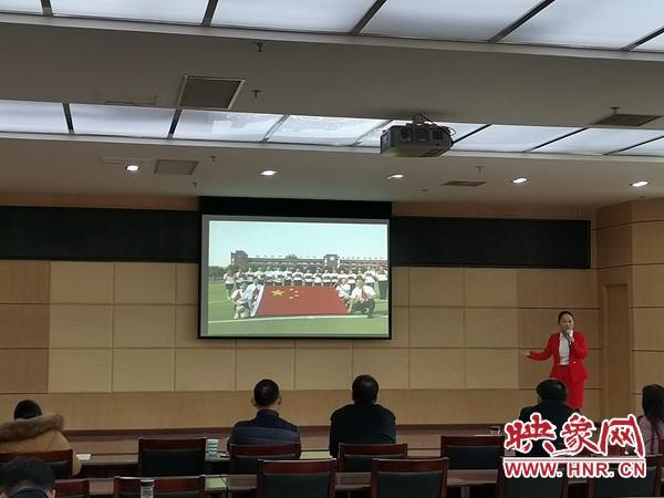 駐馬店市第十九中學參加主題教育演講比賽榮獲佳績(圖1) 駐馬店市第十九中學參加主題教育演講比賽榮獲佳績(圖1)