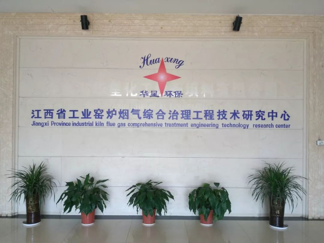 要探索产学研用深度融合,加强院校与企业合作,强化利益