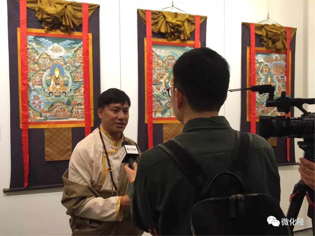 【走南闯北化隆人】青年唐卡画师更登才让唐卡作品在香港展出