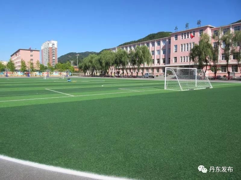 重磅丹东8所学校入选辽宁最美校园