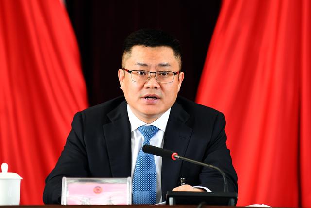 南明区政协十届四次会议开幕