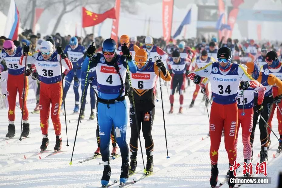 颁白俄罗斯总统感谢状的外国人""柬埔寨在建楼房坍塌致7死18伤""缅甸