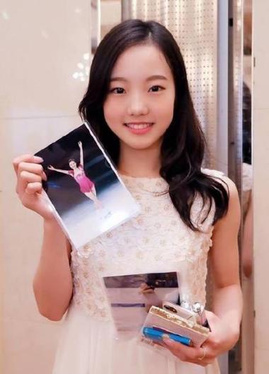 日本体坛第一美女本田真凛坦言喜欢拍电影网友表示支持