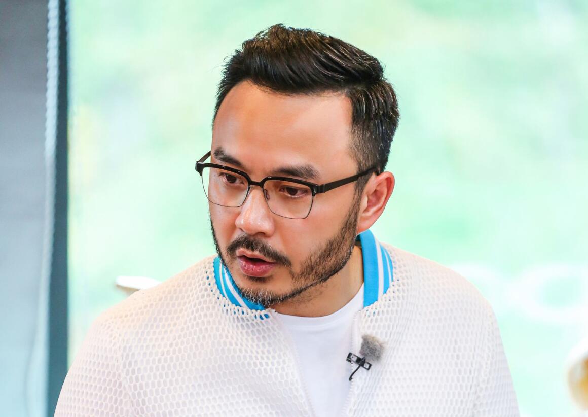 汪涵被一个12岁的小孩拉下了神坛