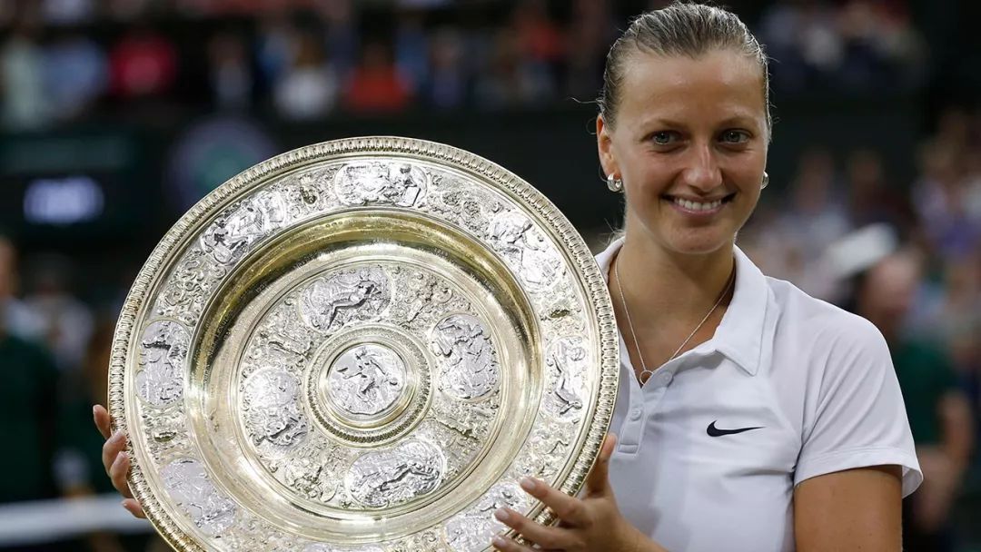 富婆排行榜_中国女富豪排行榜2020中国十大女首富排名