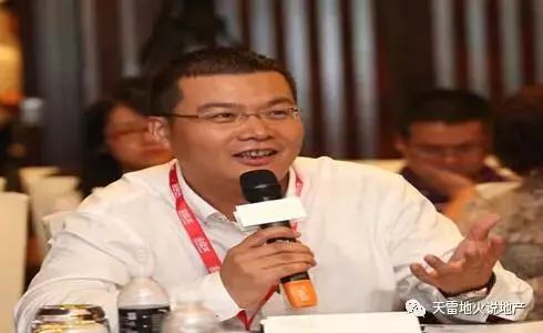 "去家族化"的龙光:一边"新将"加盟,一边高管"闪离"?_傅明磊