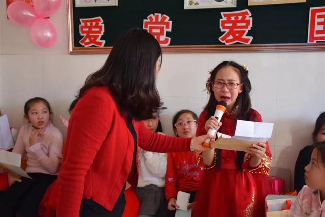 赤峰市紅山區(qū)第十九小學(xué)——儀式成長課程之十歲生日禮(圖12) 赤峰市紅山區(qū)第十九小學(xué)——儀式成長課程之十歲生日禮(圖12)