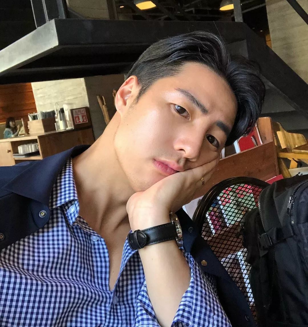 instagram韩国型男图片