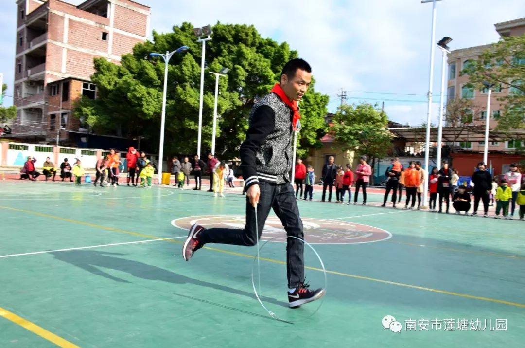 燃燒吧卡路里蓮塘幼兒園舉行夢迴童年第四屆冬季親子運動會