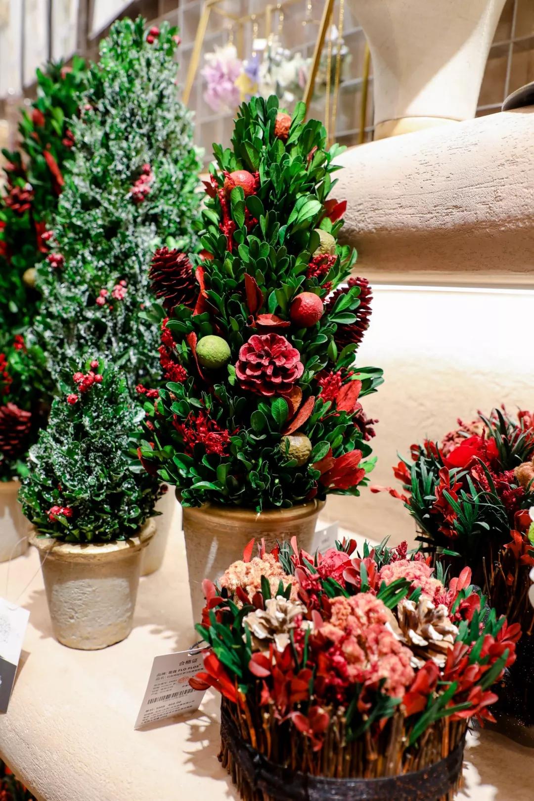 花在flo-flos的店铺虽然选择在奢侈品云集的一线高档商场,价格却如此