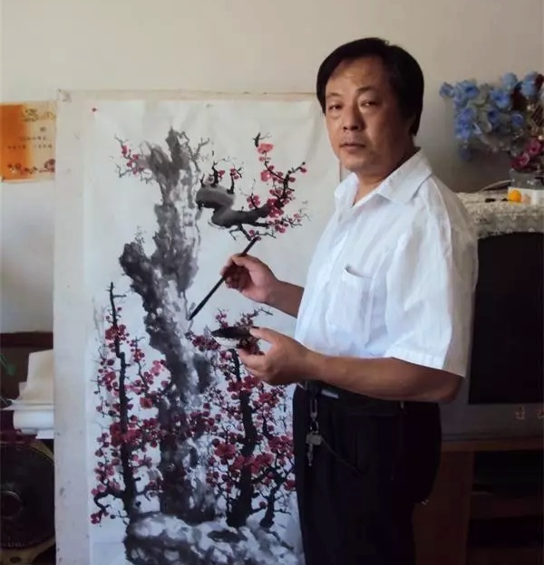 陕西当代画梅名家张新彦的艺术人生