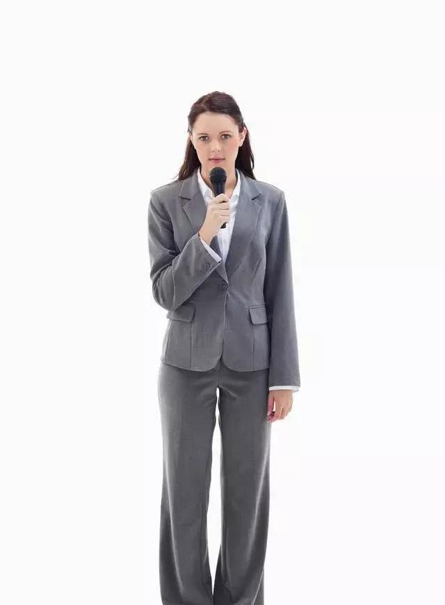 掌握三四六手势当众演讲轻松做到自信的传递情绪的转移