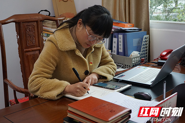 代表风采丨刘淼热情执着为群众发声