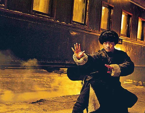 两招击飞俄国拳手,一枪洞穿日本空手道,"神枪"之名扬我国威_李书文