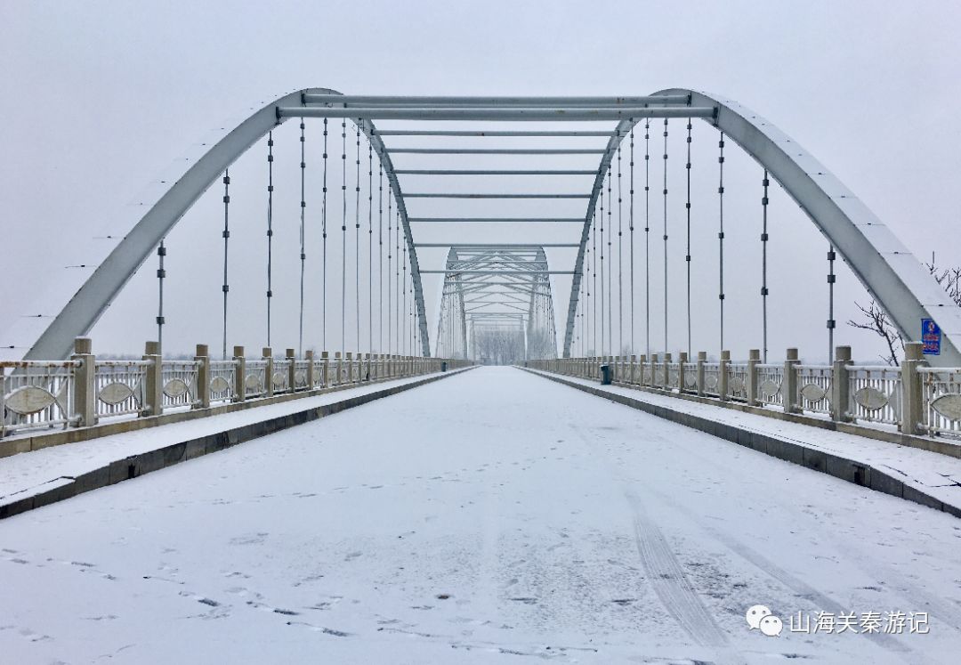 山海关雪景图片