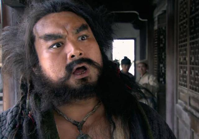 李逵母亲被老虎吃了,本是件悲惨事,为何宋江听了会哈哈大笑_梁山