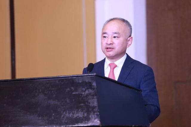 丁 晖 海口市人民政府市长