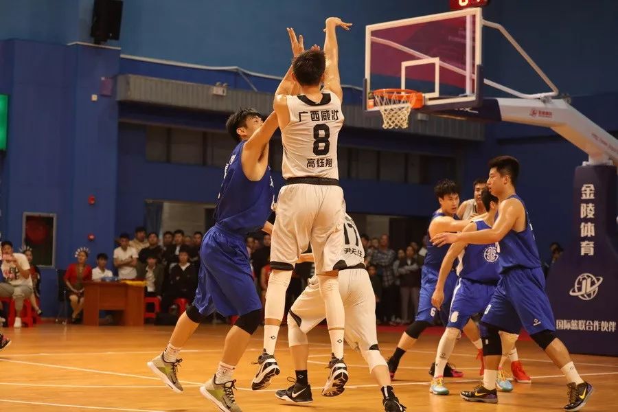 广西威壮问鼎2020年迎新白沙杯篮球公开赛落下帷幕附海量高清图