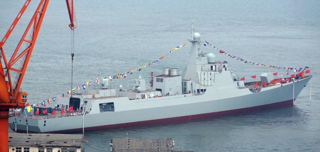 下水服役不停,新舰型惊喜不断,展望中国海军的2020,给力