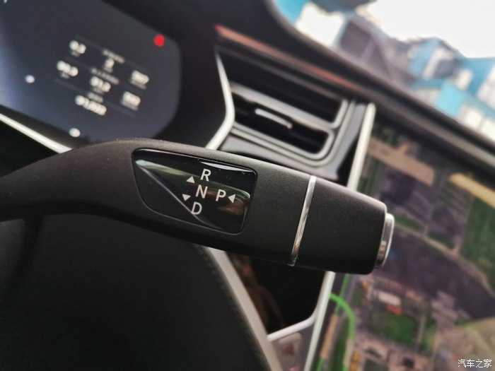 电动车没有灵魂!试完真香~特斯拉model s最全用车心得篇