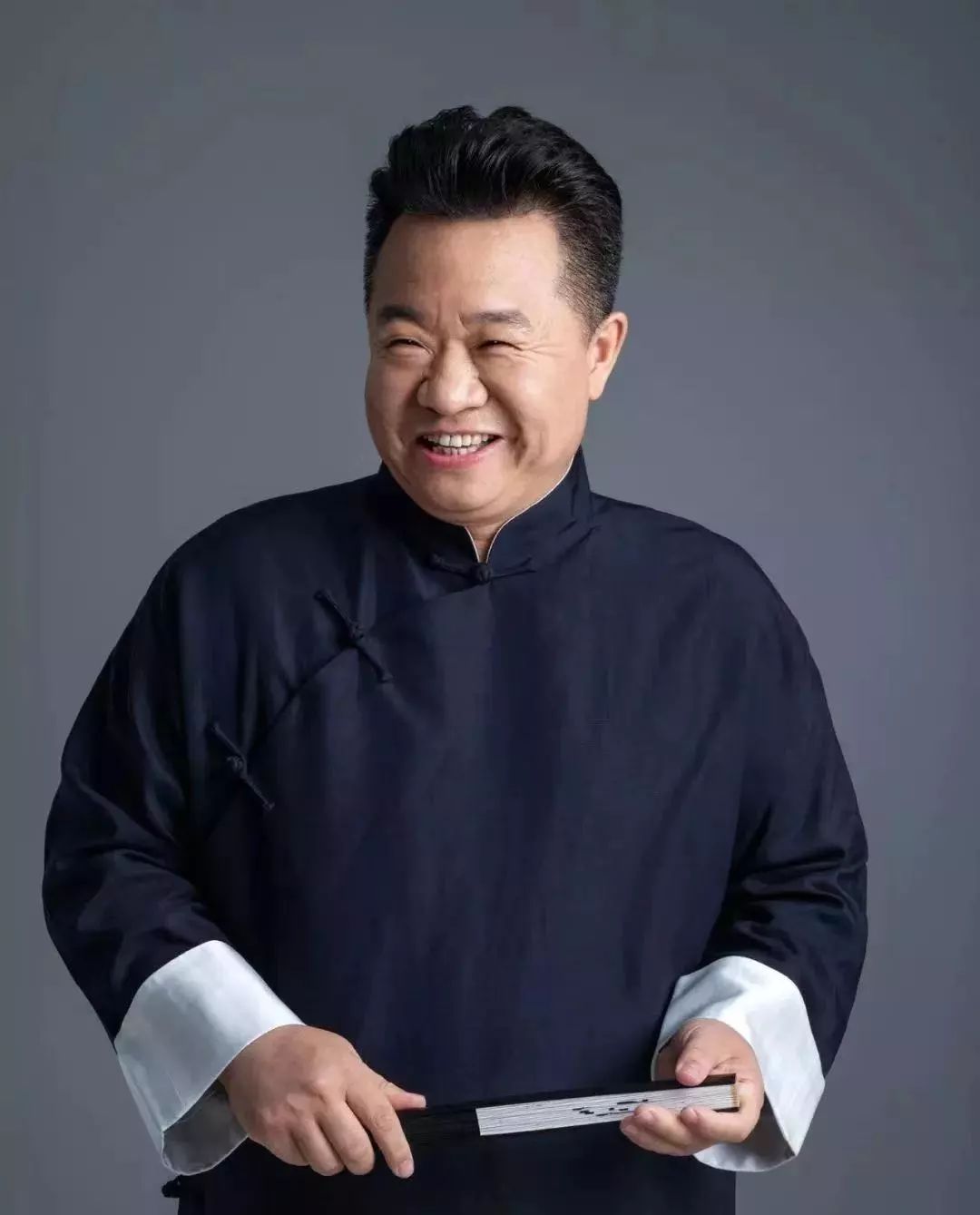 邱华栋在山花高地上站立着很多耀眼精彩的文学人