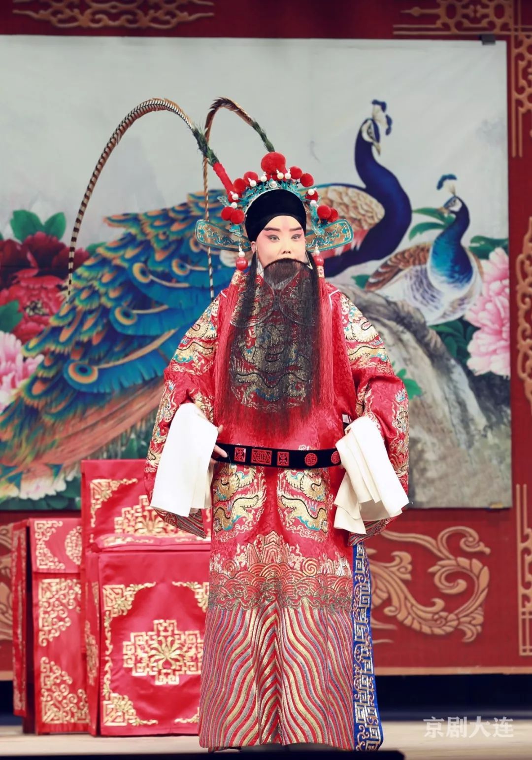 饰 杨宗保赵月 饰 杨延昭王玢 饰 佘太君《坐宫》对唱站立宫门叫小番