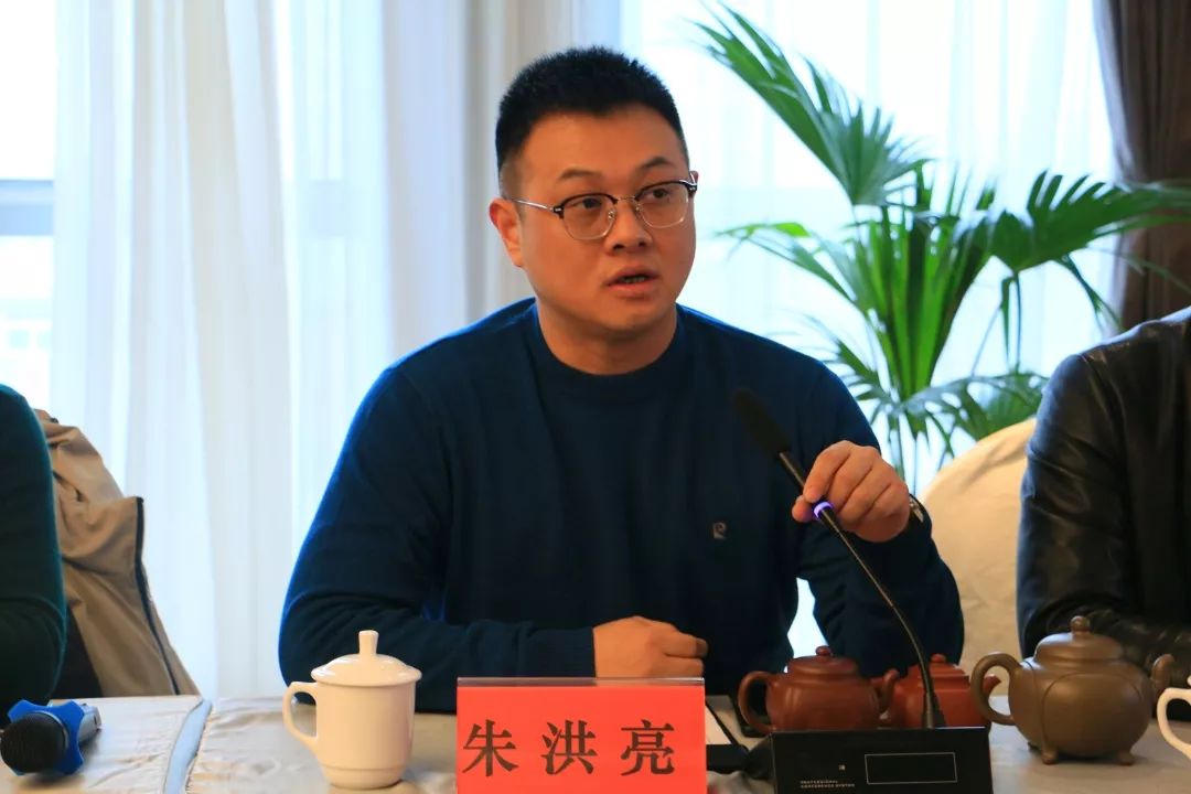 第三届"绿景61桃李春风"杯紫砂养壶大赛圆满收官_朱洪亮