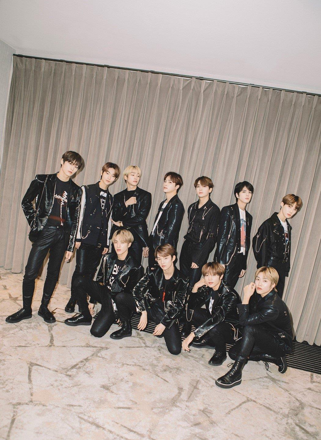 23:theboys,今年也凭借回归曲拿到了组合的首个一位,专辑销量252752张