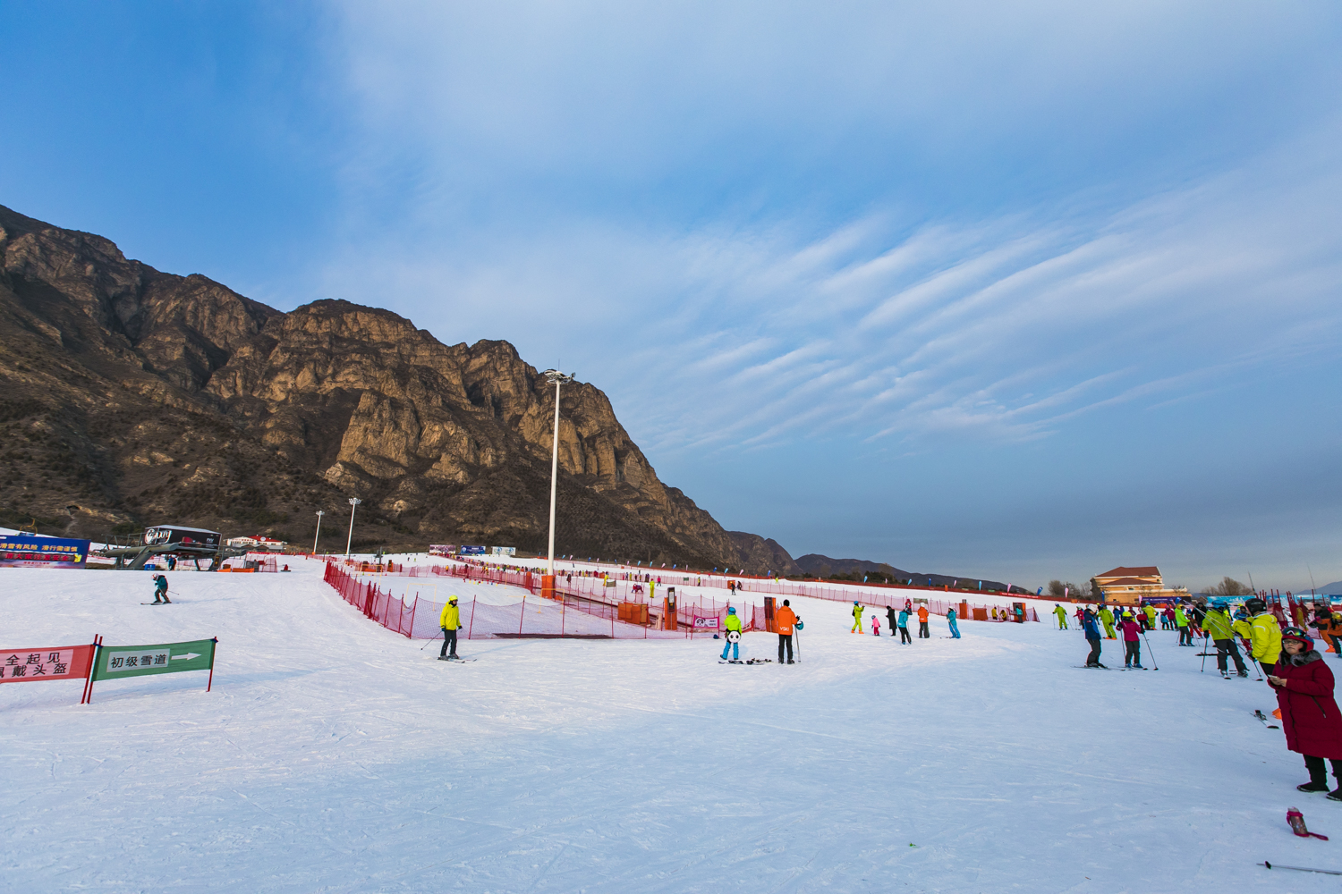 海淀温泉滑雪场图片