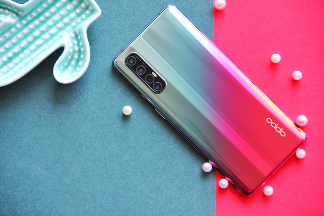 穩如雞頭opporeno3pro輕薄機身下蘊含的超大能量