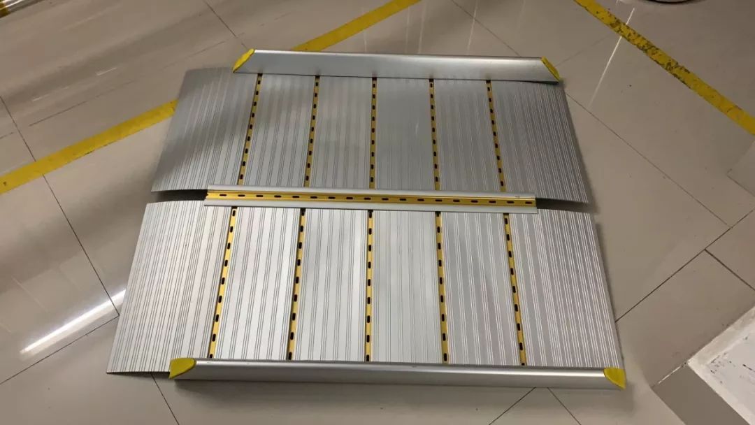 3周岁这条地铁线散发茉莉幽香