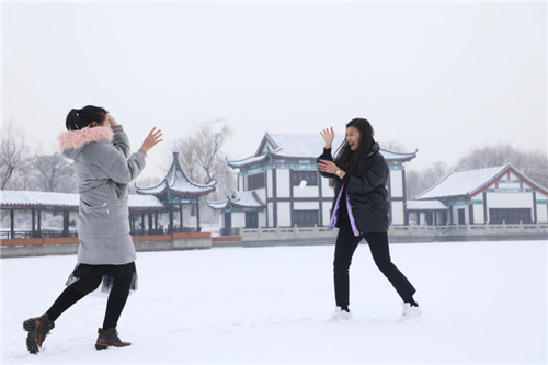 唐山丰润滑雪场图片