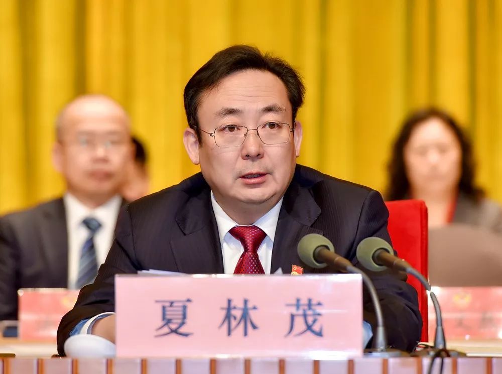 宋铁健在讲话中指出,区领导出席大会开,闭幕会,听取大会发言,参加分组