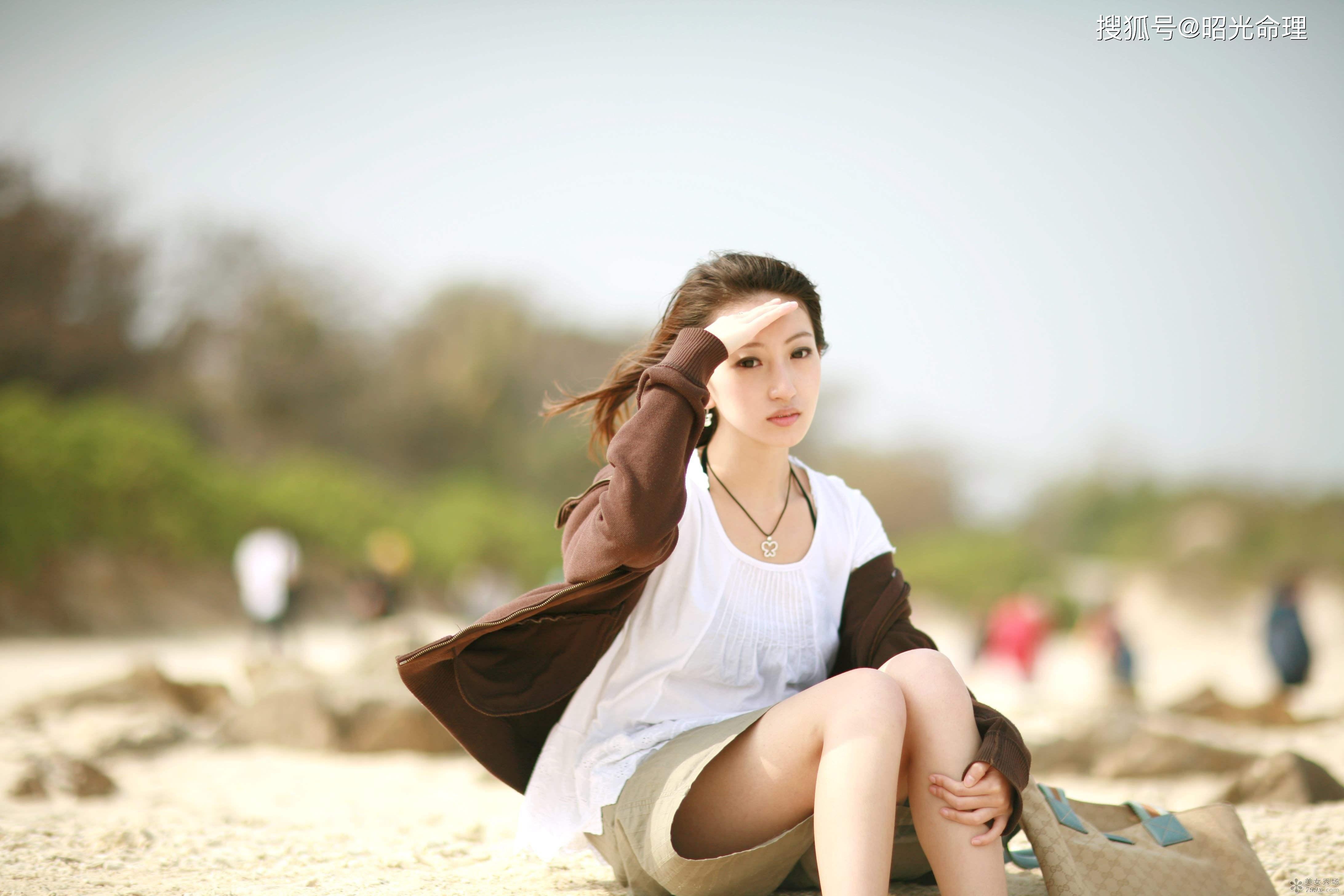 大运:壬午,辛巳,庚辰,己卯,戊寅,丁丑(4岁上运)坤造:庚戌,癸未,辛丑