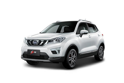 自动舒适型国六版裸车66000,整体落地价8万左右,长安cs15配色更加年轻