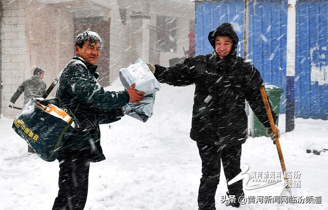 遇有颳風下雨下雪天,是趙師傅最焦慮的時候,既怕雨雪打溼了信函,郵件