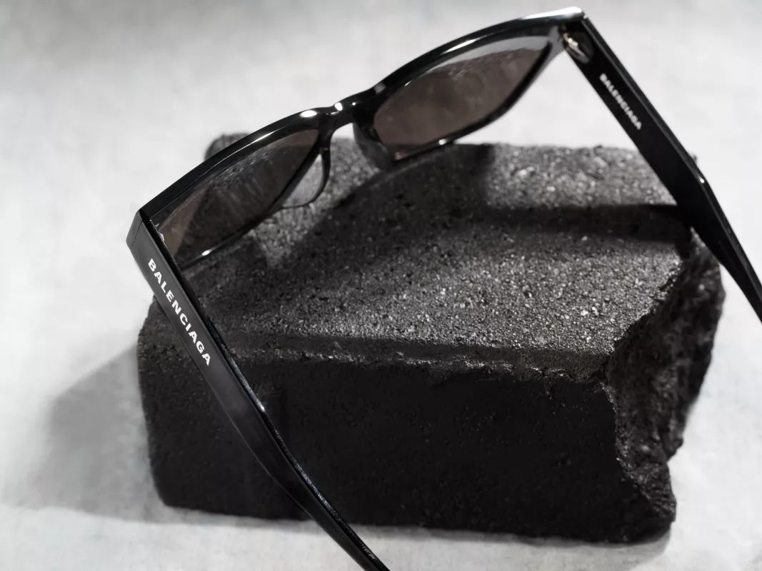 balenciaga溥仪眼镜专属配色