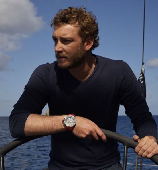 先要来介绍一下她的老公,摩纳哥王室的颜值代言人,皮埃尔王子(pierre