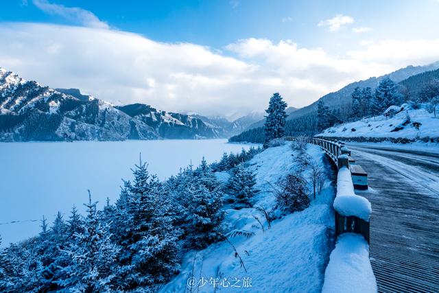 原創冬季新疆天山天池此景只應天上有