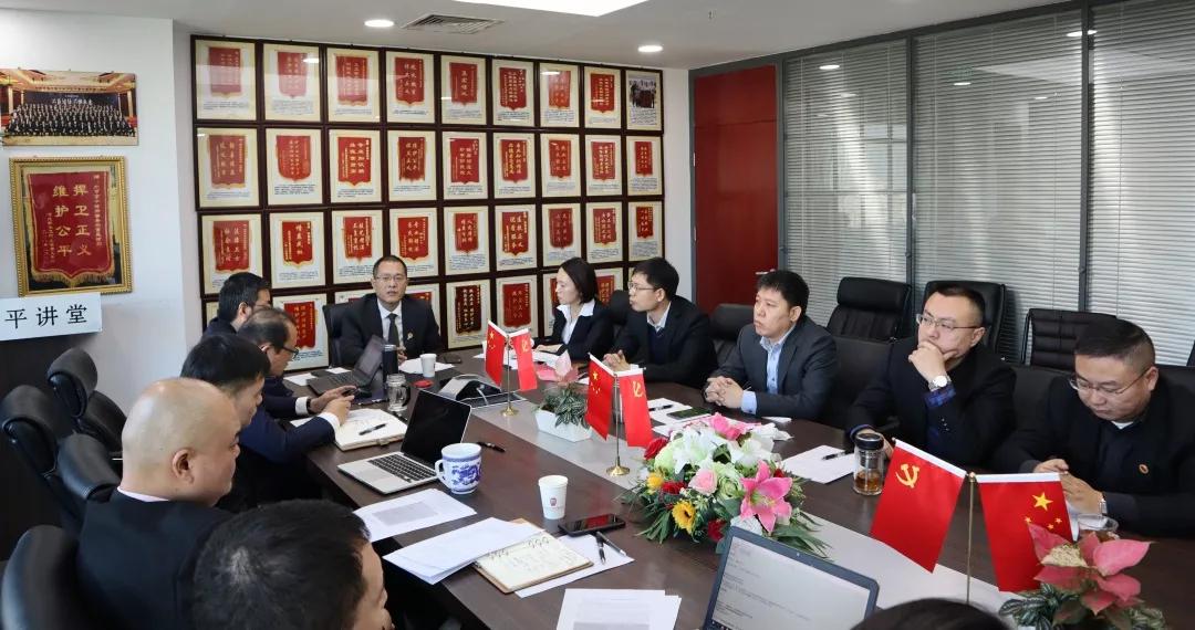 人团队,赵健主任和库建辉,程东胜,张波,黄爱华,顾冬庆,曹星,崔凤荣,李