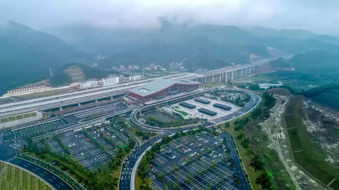 金建高铁今日正式开工未来建德站将拥有四条高铁线