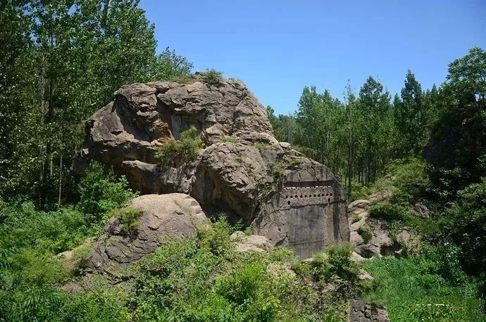 美丽登封建设进行时嵩山八大景之五石淙会饮